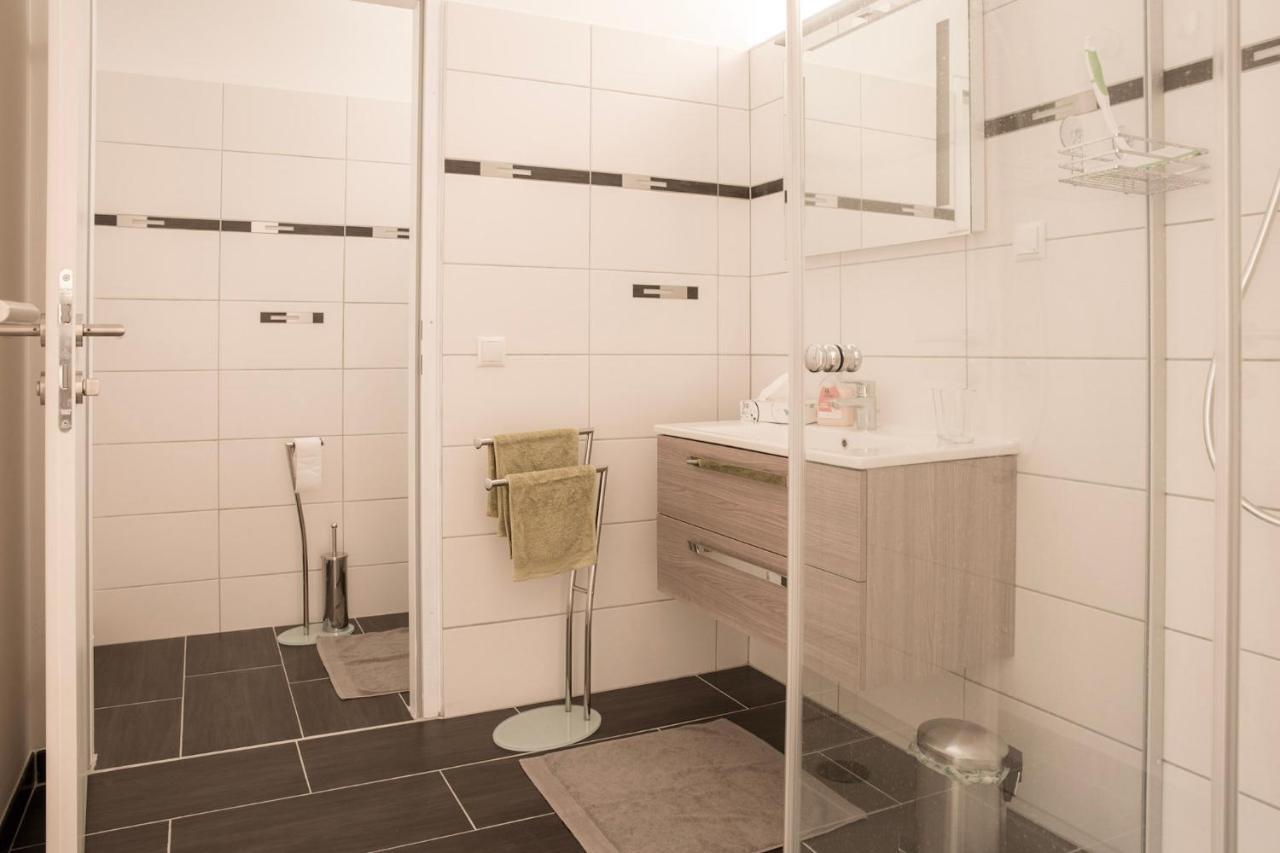 Ferienwohnung Am Weingut Eisenbock Strass  외부 사진